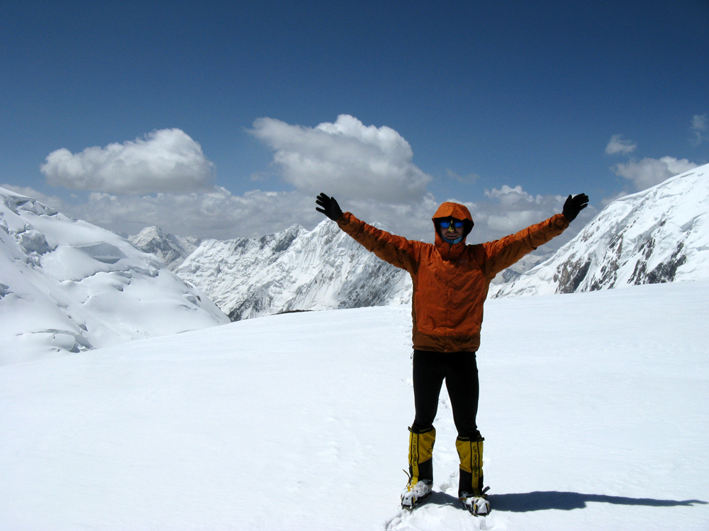 4.pik_lenina,_widok_z_obozu_z_na_pamir_i_karakorum