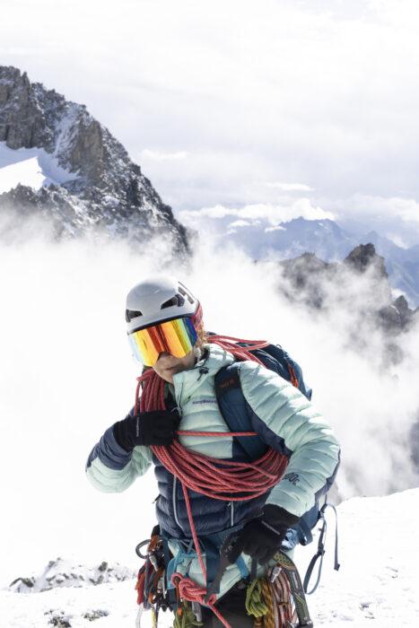 Damska kurtka puchowa Trangoworld TRX2 900 EVO (fot. trangoworld)